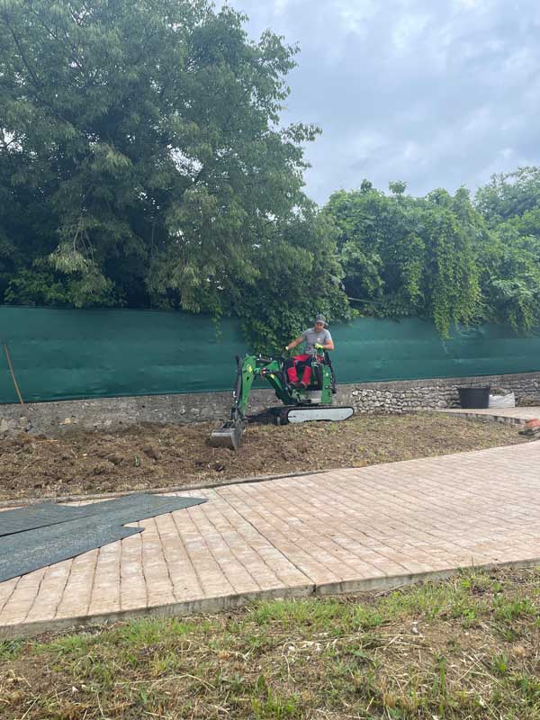 Création d'espaces verts dans le Gard